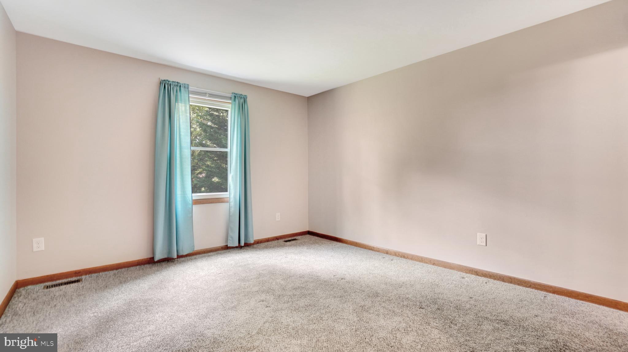 7824 Elberta Drive Severn, MD 21144 - Photo 15 of 48 Owner's suite on main level