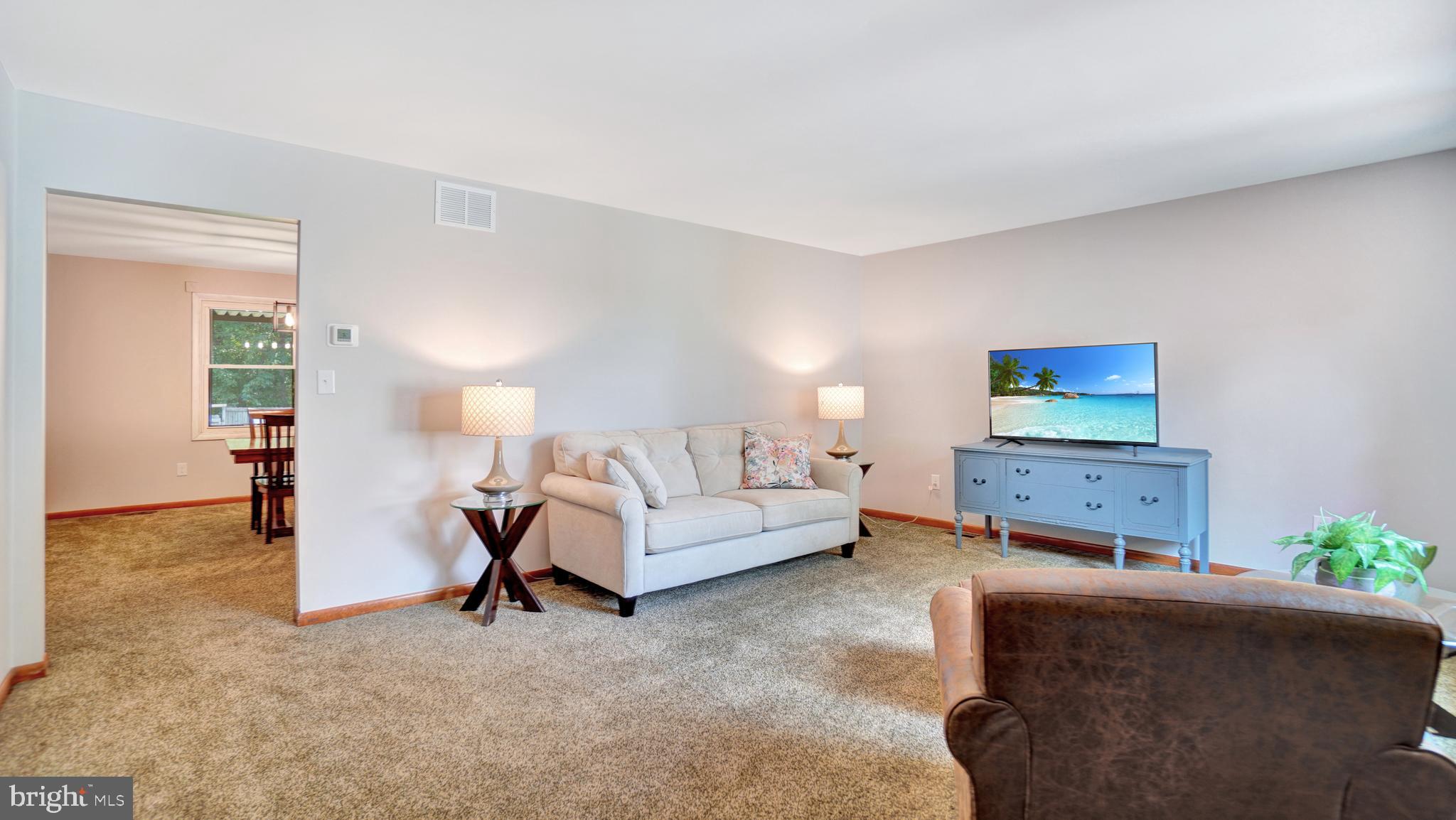 7824 Elberta Drive Severn, MD 21144 - Photo 3 of 48 Bright and airy living room