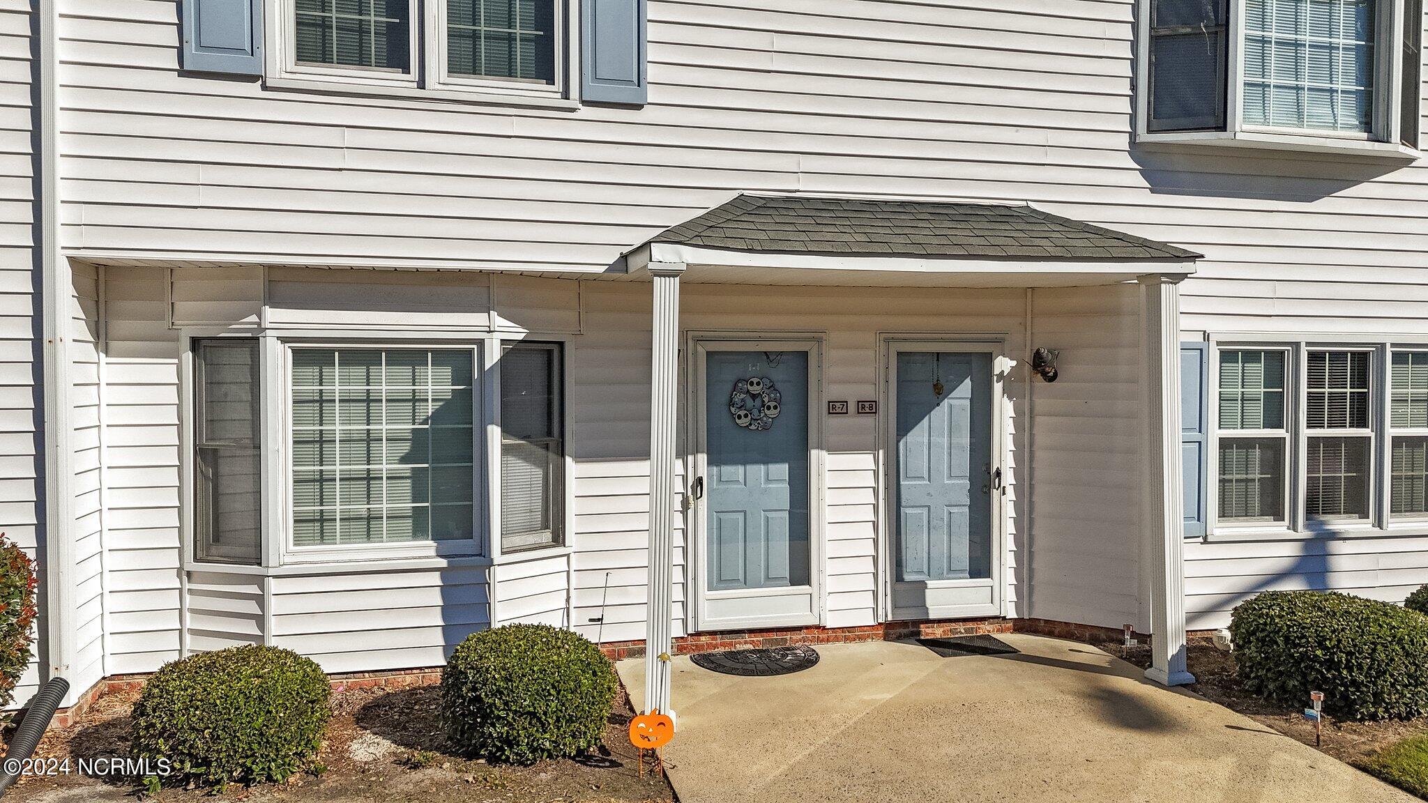 332 Haven Drive, Unit R7 Greenville, NC 27834 - Photo 12 of 12 Front Door