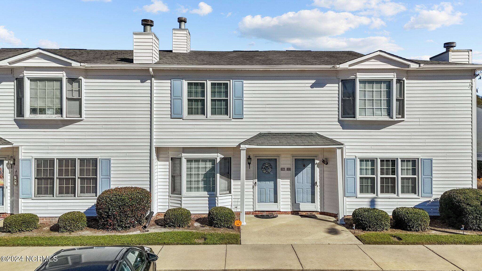 332 Haven Drive, Unit R7 Greenville, NC 27834 - Photo 2 of 12 Front Elevation