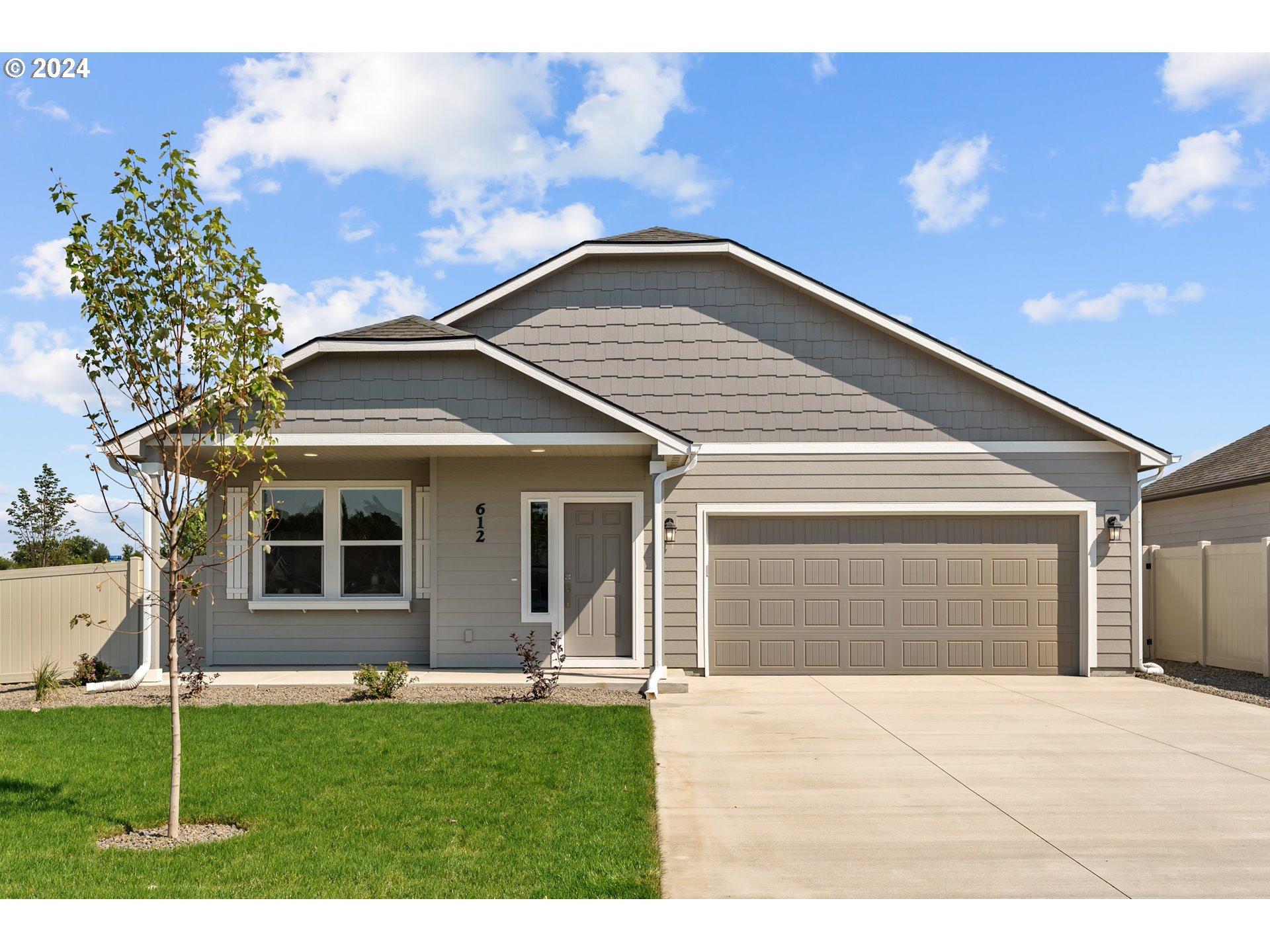 5002 Cedar View Drive Springfield, OR 97478 - Photo 1 of 11