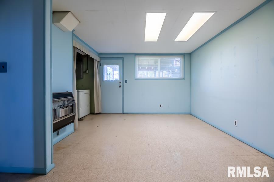 302 Lynnhaven Drive Washington, IL 61571 - Photo 27 of 39 Gallery Image 27