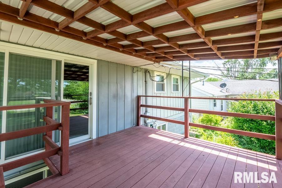 302 Lynnhaven Drive Washington, IL 61571 - Photo 31 of 39 Gallery Image 31