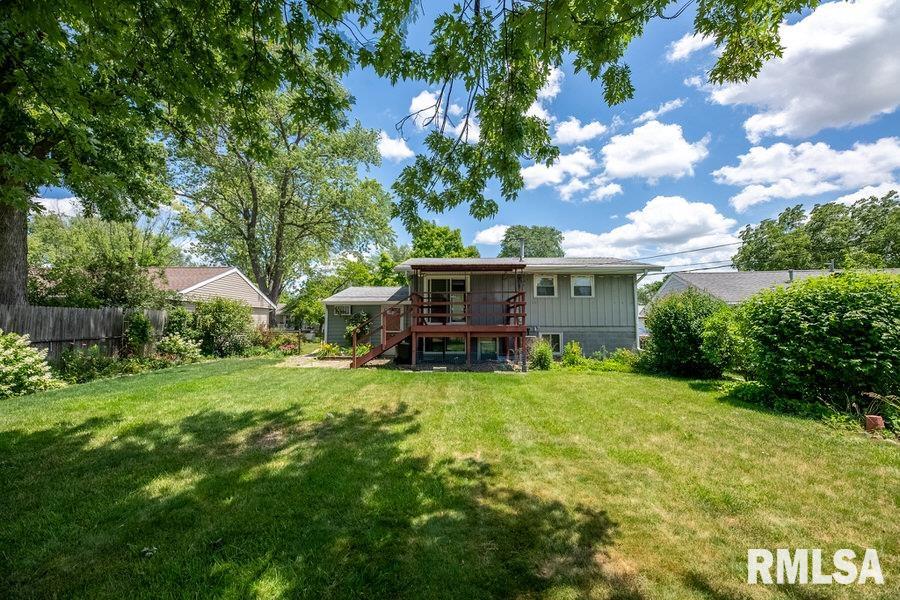 302 Lynnhaven Drive Washington, IL 61571 - Photo 38 of 39 Gallery Image 38