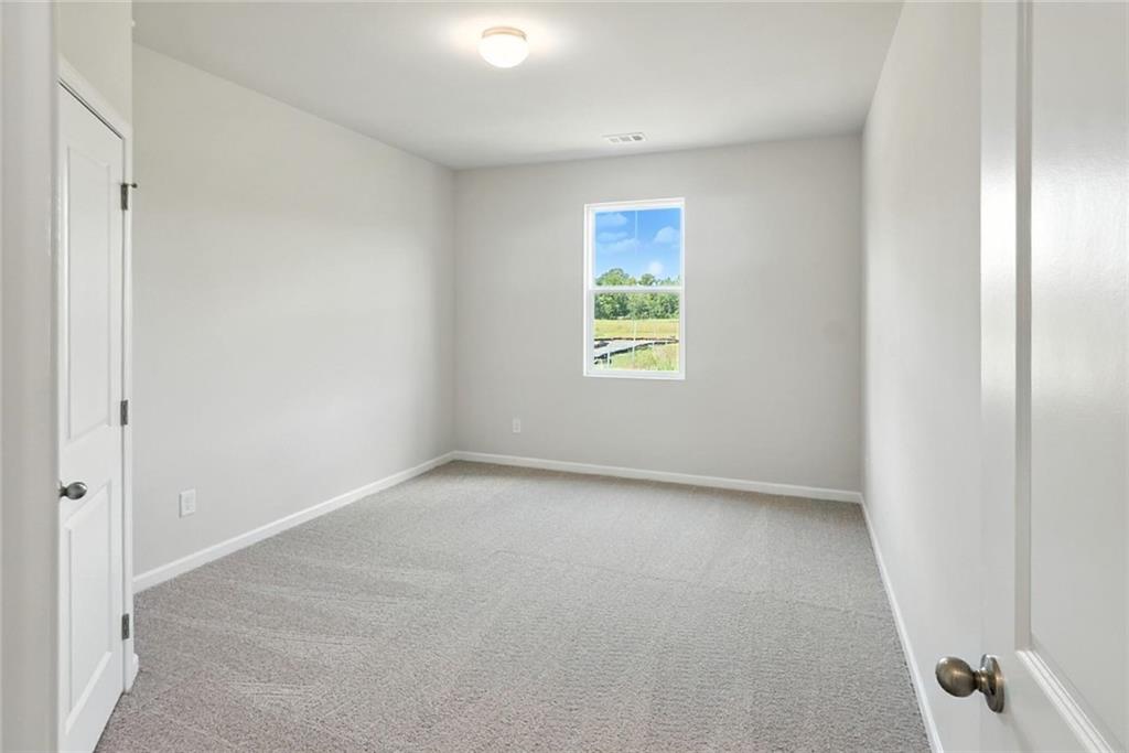 90 Hampton Drive Jefferson, GA 30549 - Photo 5 of 18