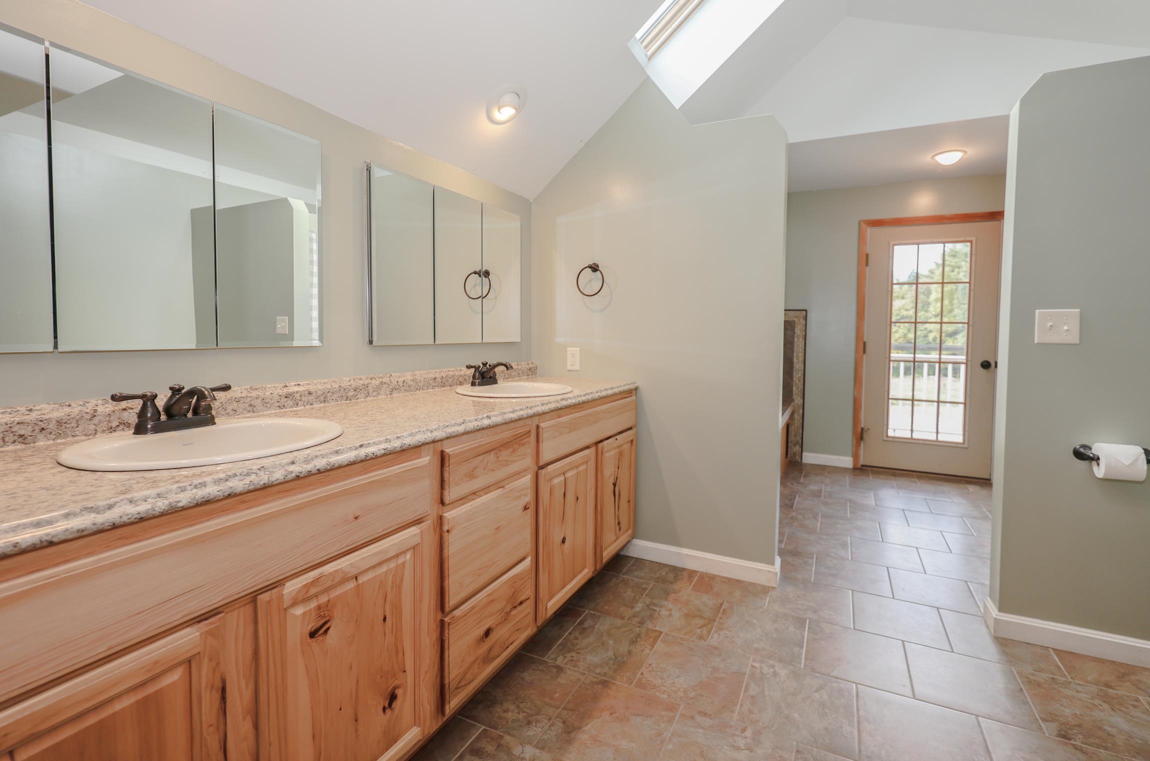 338 Critchett Road Candia, NH 03034 - Photo 17 of 44