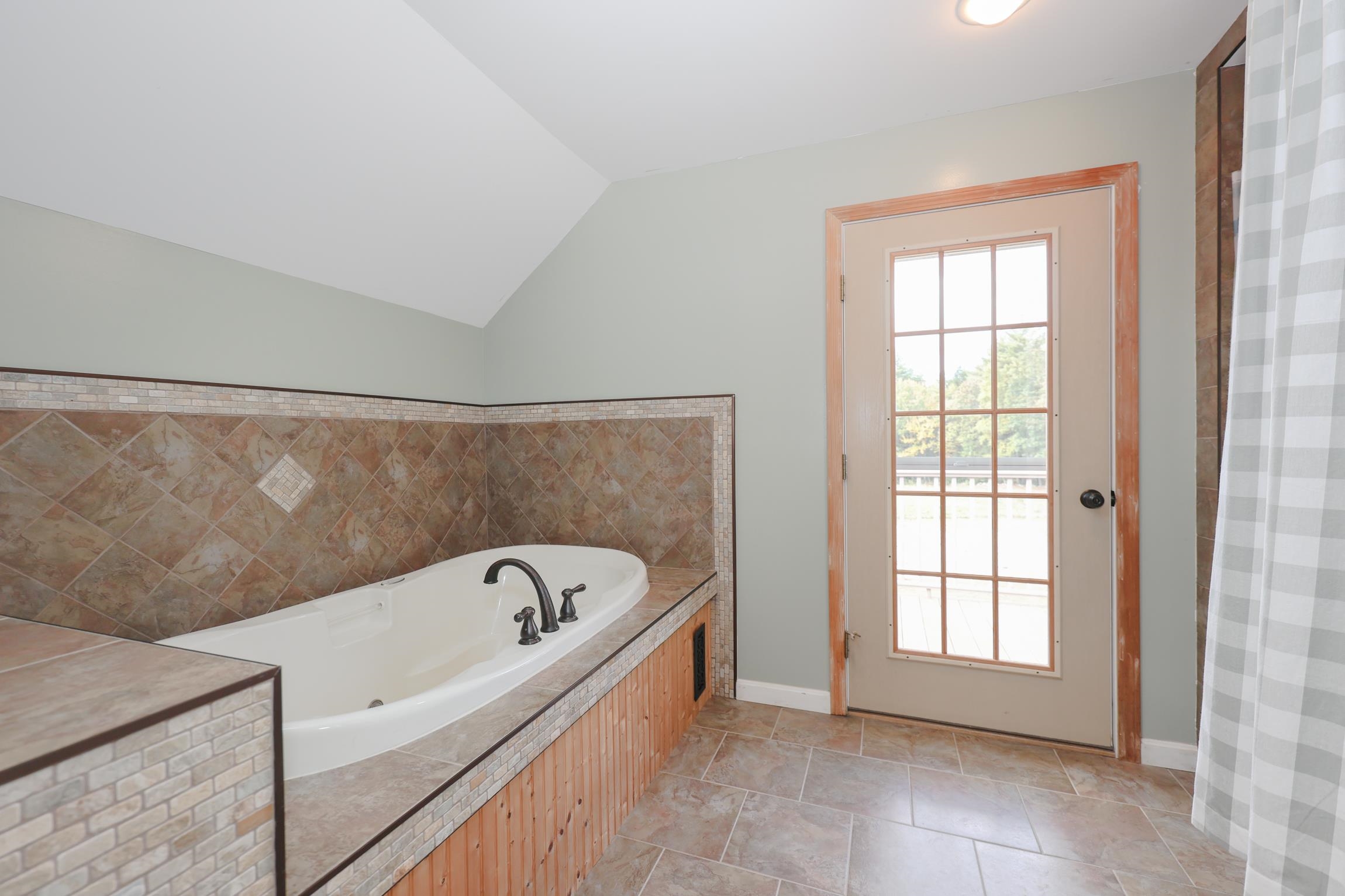 338 Critchett Road Candia, NH 03034 - Photo 18 of 44