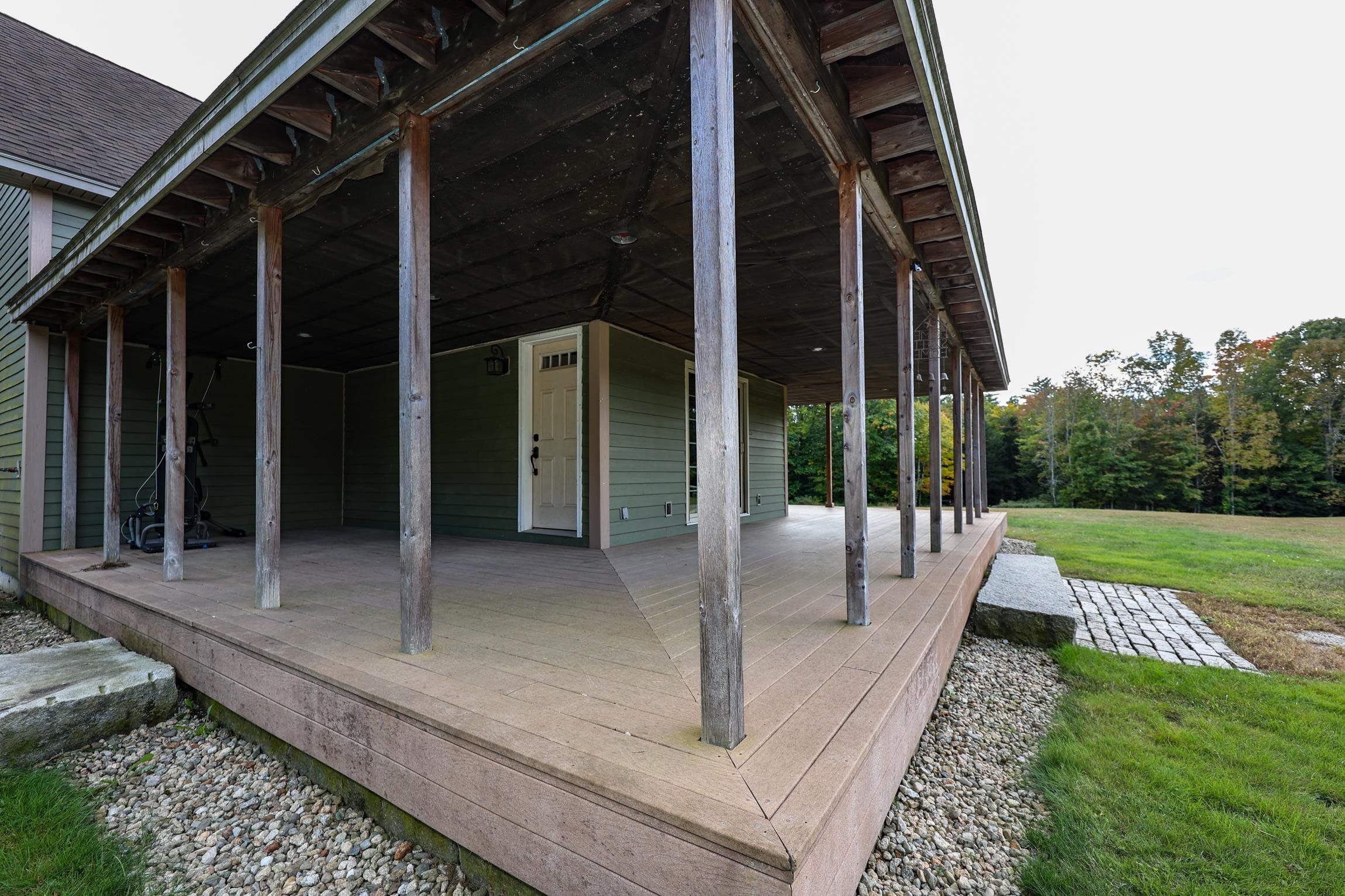 338 Critchett Road Candia, NH 03034 - Photo 5 of 44