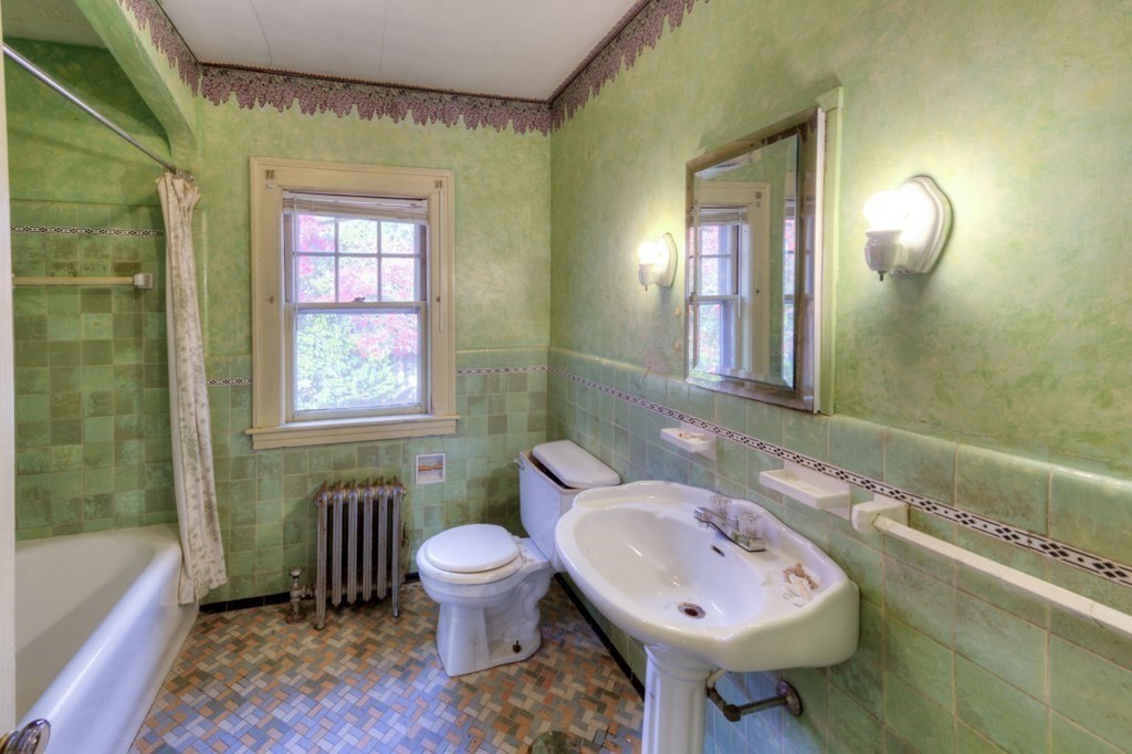24 Hadwen Road Worcester, MA 01602 - Photo 41 of 42