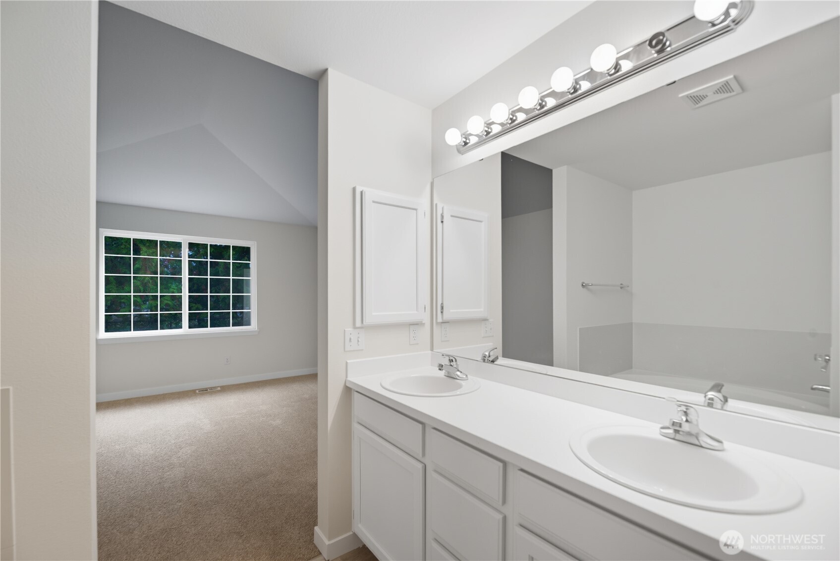 1430 West Casino Road, Unit 272 Everett, WA 98204 - Photo 21 of 34