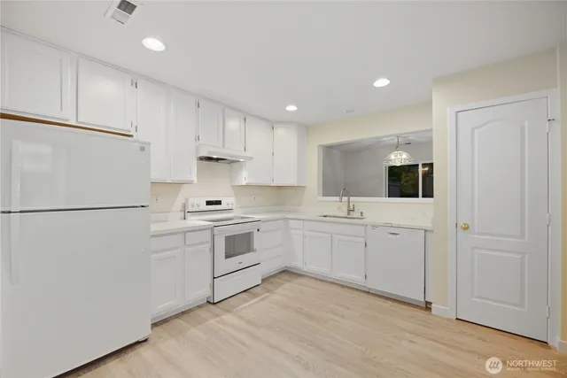 $535,000 | 1430 West Casino Road, Unit 272, Everett, WA 98204