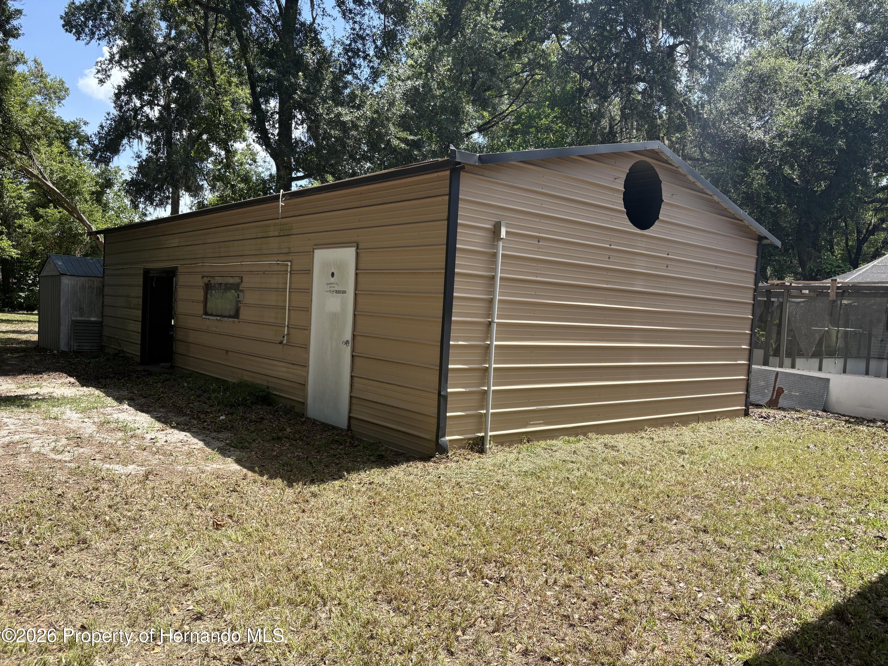 4306 Lane Road Zephyrhills, FL 33541 - Photo 8 of 54 Gallery Image 8