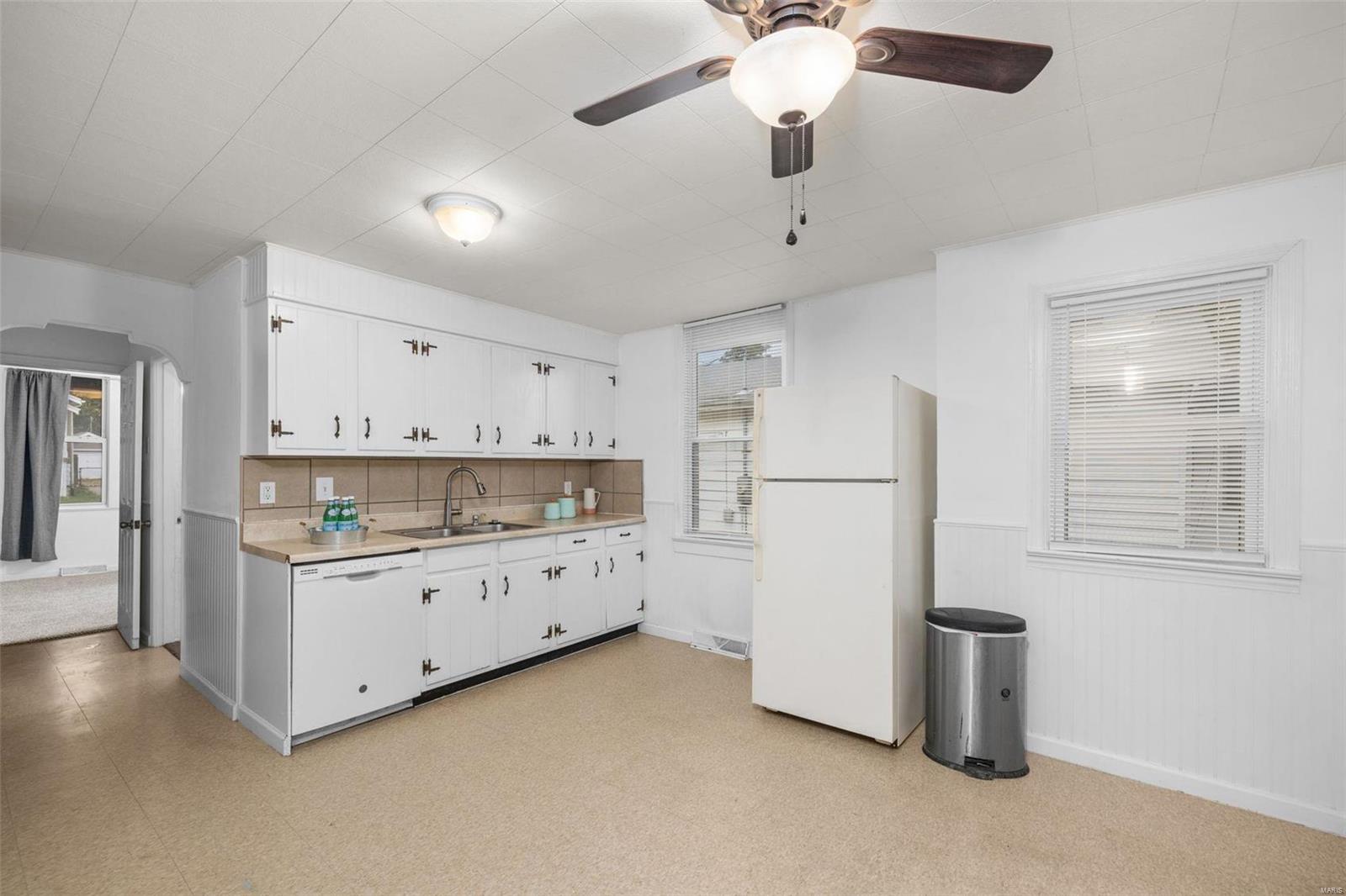 355 Rauhut Avenue St. Louis, MO 63125 - Photo 15 of 38 Gallery Image 15