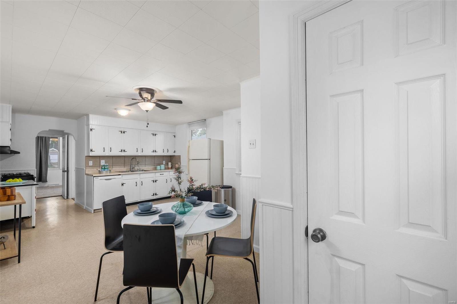 355 Rauhut Avenue St. Louis, MO 63125 - Photo 16 of 38 Gallery Image 16