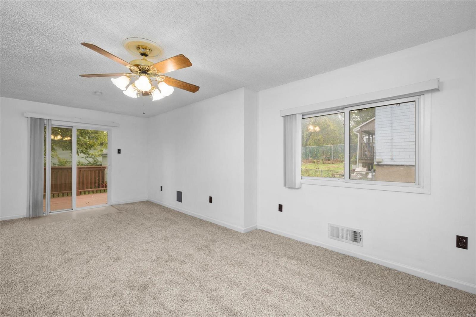 355 Rauhut Avenue St. Louis, MO 63125 - Photo 21 of 38 Gallery Image 21