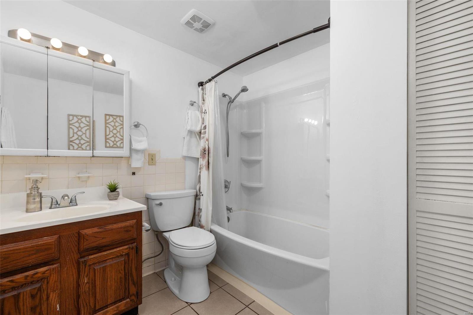 355 Rauhut Avenue St. Louis, MO 63125 - Photo 9 of 38 Gallery Image 9