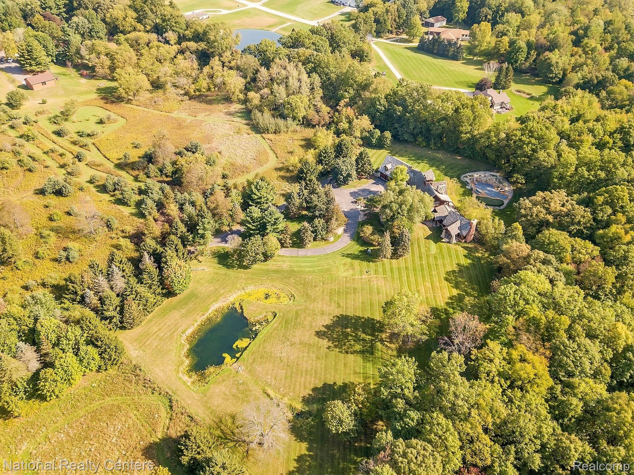 11000 Hibner Road Hartland, MI 48353 - Photo 56 of 59 25-11000 Hibner Rd-Windowstill Real Estate Photography-25.jpg