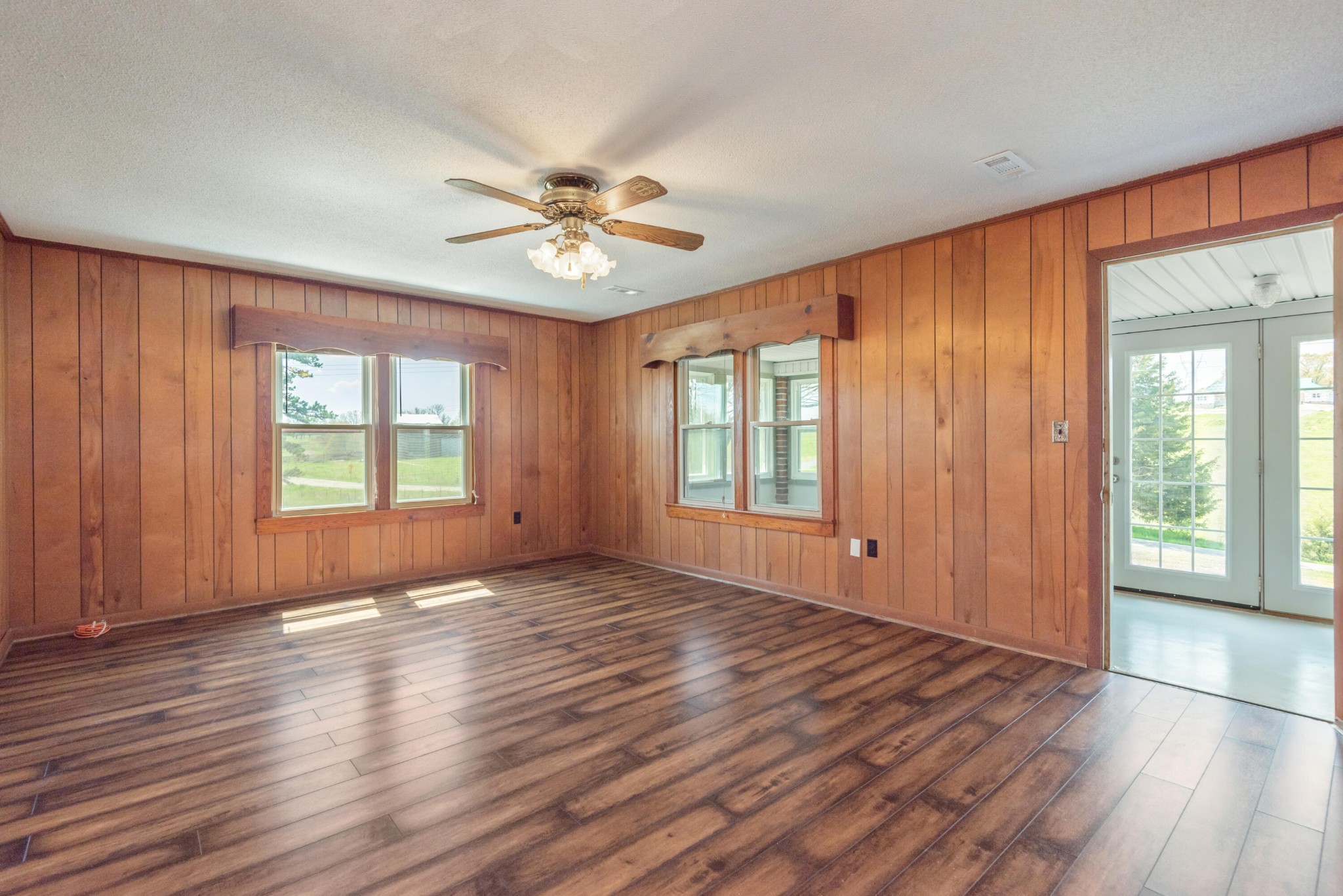2844 Oakland Road Philadelphia, TN 37846 - Photo 4 of 39 Gallery Image 4