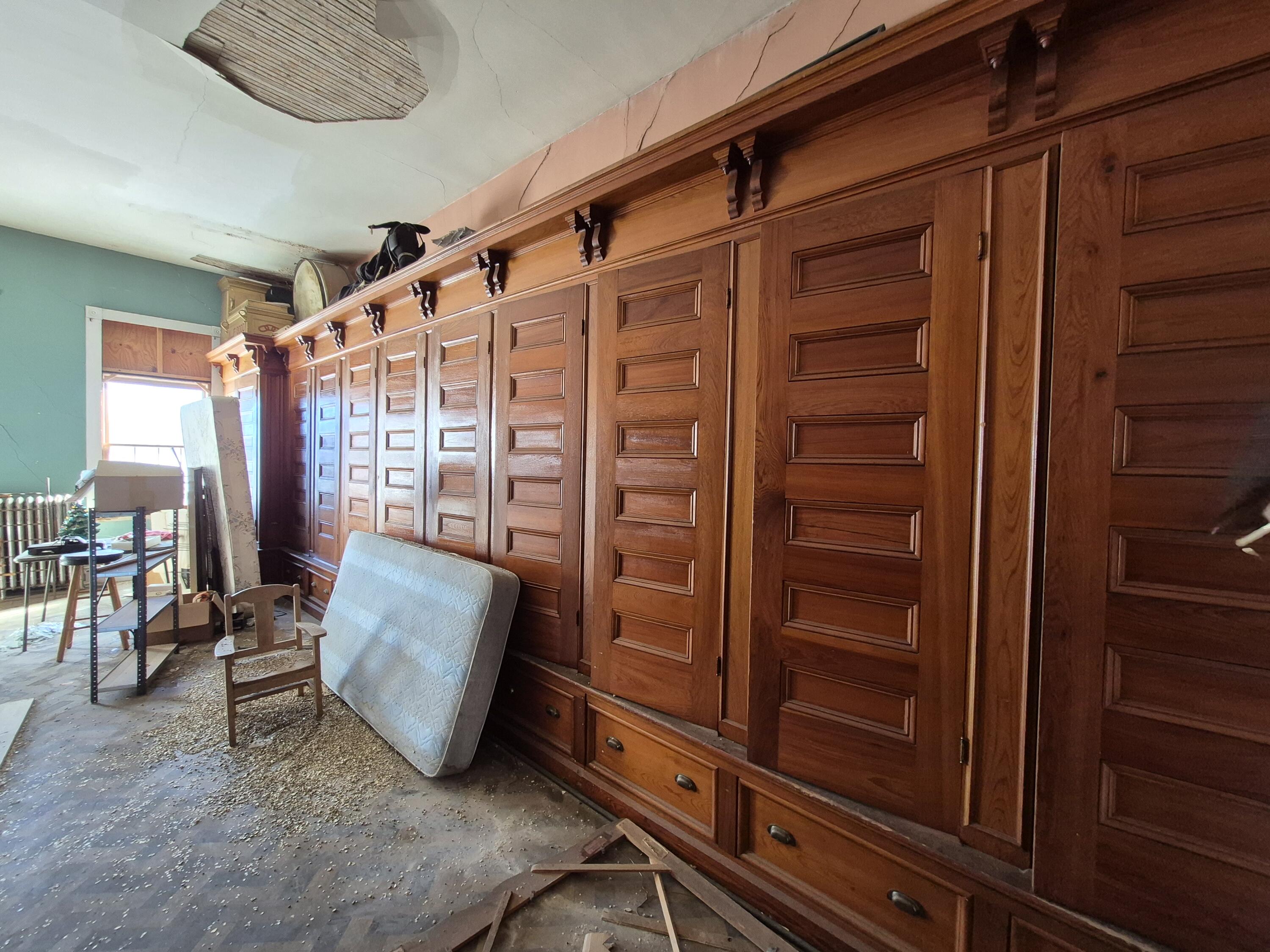 136 Main Street Fairfield, ME 04937 - Photo 5 of 5 6 Upper level built-ins