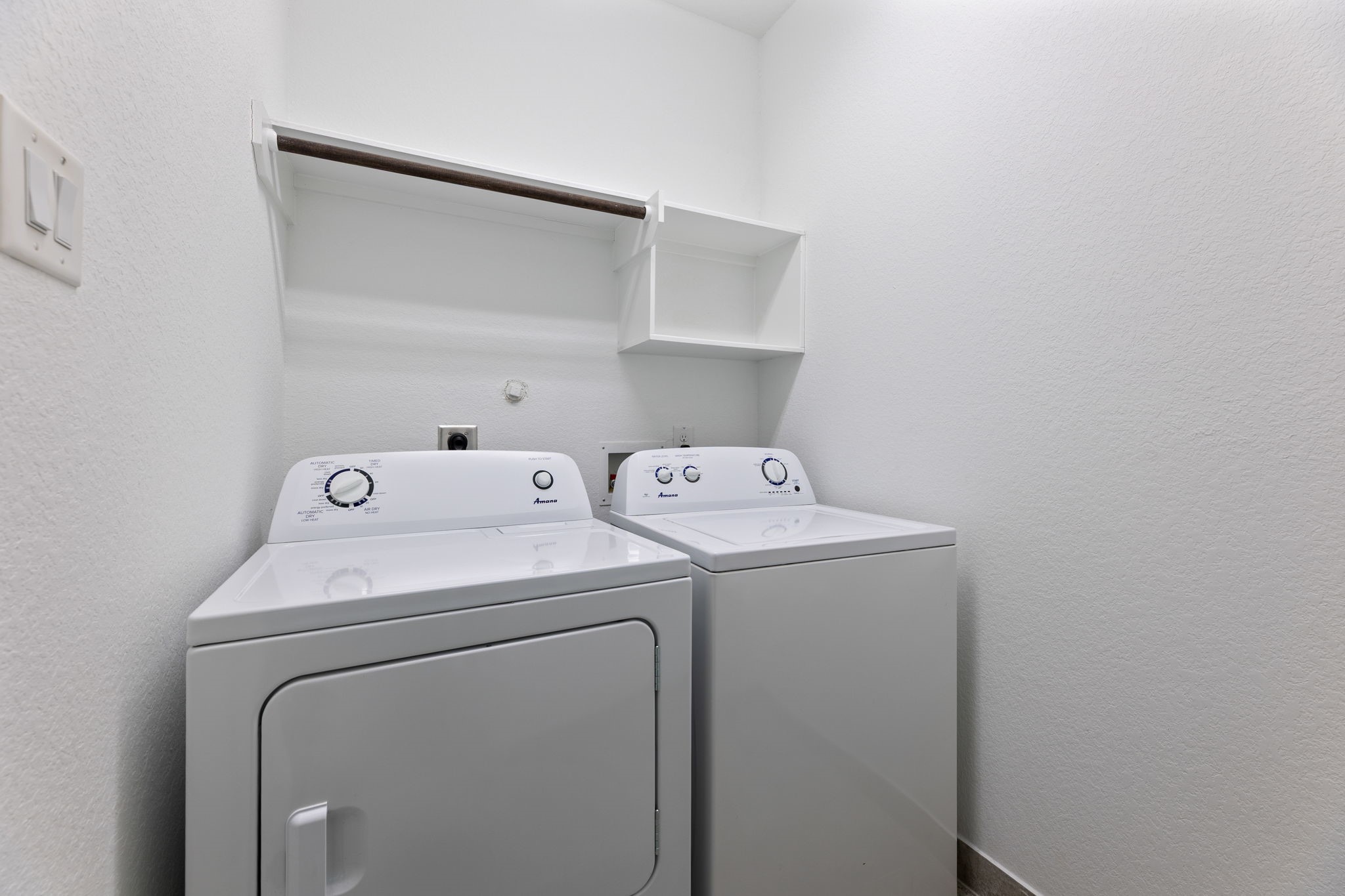 17515 Harbourfront Road Humble, TX 77346 - Photo 31 of 36 Dedicated Laundry Room