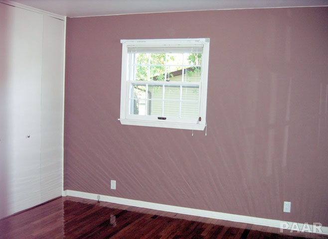 155 Lincoln Road Canton, IL 61520 - Photo 13 of 24 Gallery Image 13