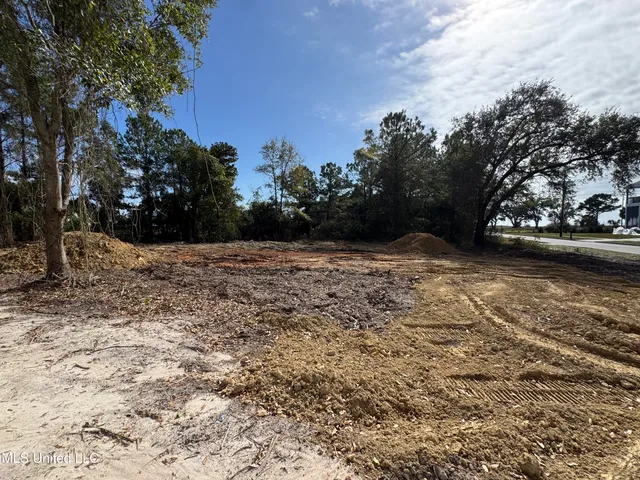 $89,500 | 18-21 Holiday Dr Pass, Pass Christian, MS 39571