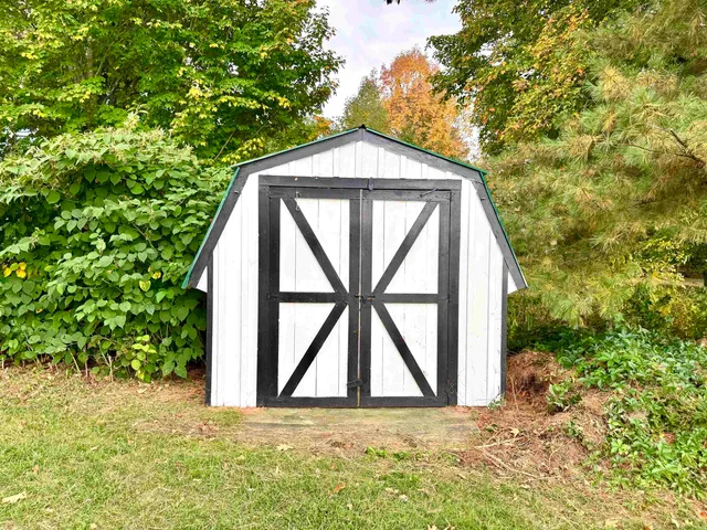 $299,500 | 170 Pelow Hill, Derby, VT 05830