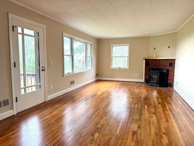 $299,500 | 170 Pelow Hill, Derby, VT 05830