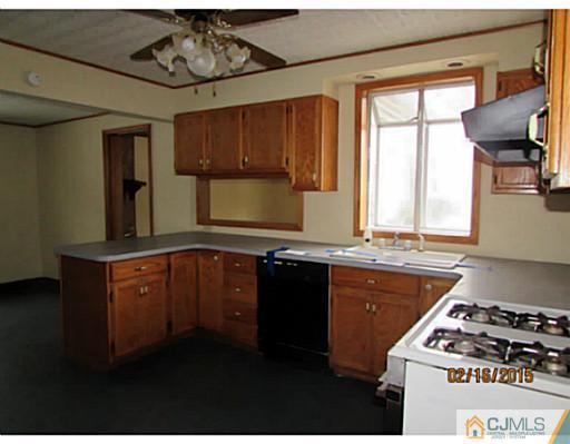 17 Meadow Road East Brunswick, NJ 08816 - Photo 11 of 21 Gallery Image 11