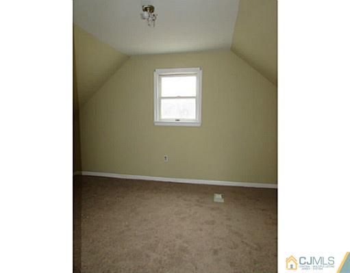 17 Meadow Road East Brunswick, NJ 08816 - Photo 17 of 21 Gallery Image 17