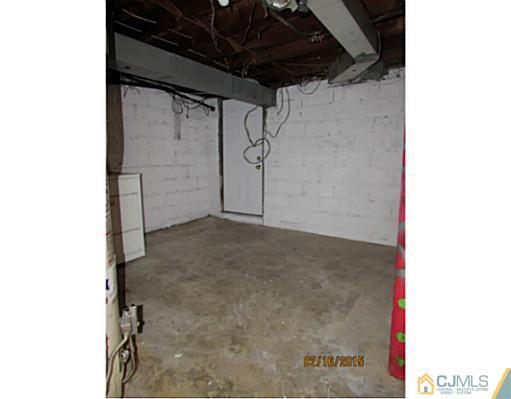 17 Meadow Road East Brunswick, NJ 08816 - Photo 20 of 21 Gallery Image 20