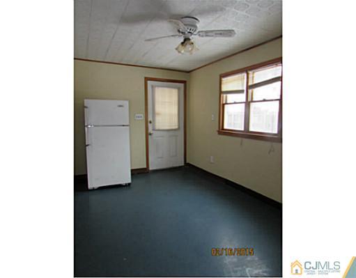 17 Meadow Road East Brunswick, NJ 08816 - Photo 9 of 21 Gallery Image 9