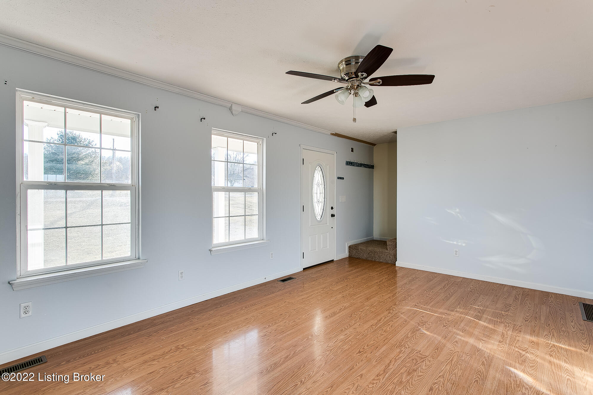 291 Kinkead Road Vine Grove, KY 40175 - Photo 8 of 53 Living Room