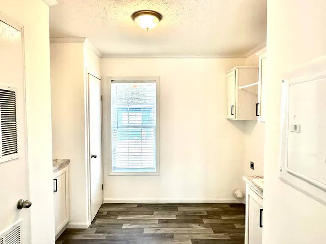 $149,900 | 221 Circle Drive, Unit 221, Sparta, MI 49345