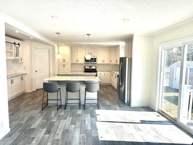 $149,900 | 221 Circle Drive, Unit 221, Sparta, MI 49345