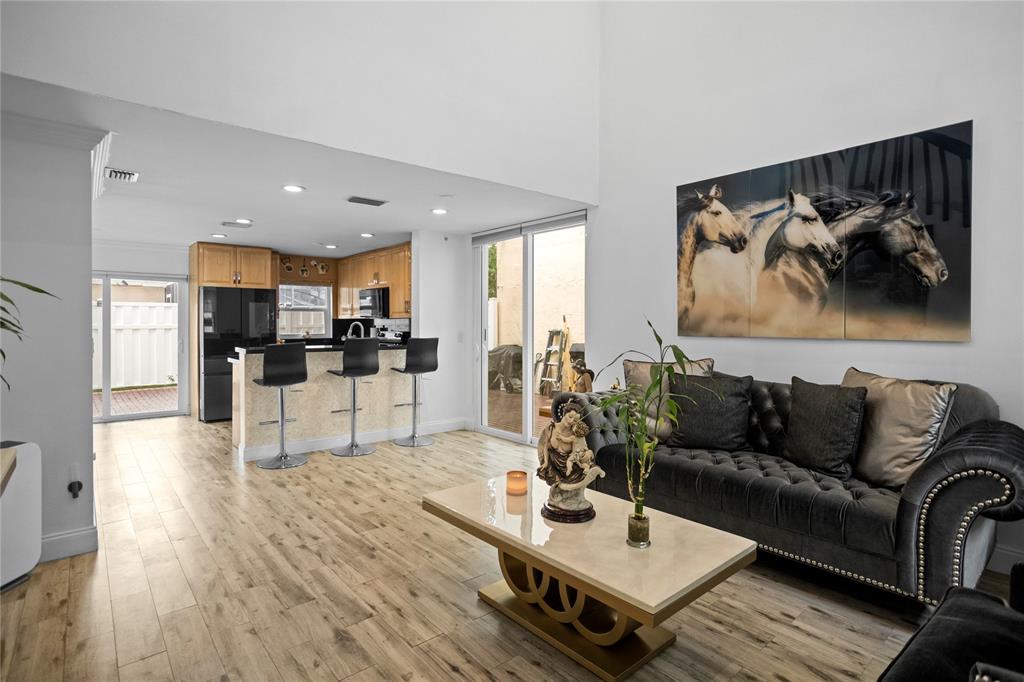 9837 Northwest 2nd Court Plantation, FL 33324 - Photo 5 of 69