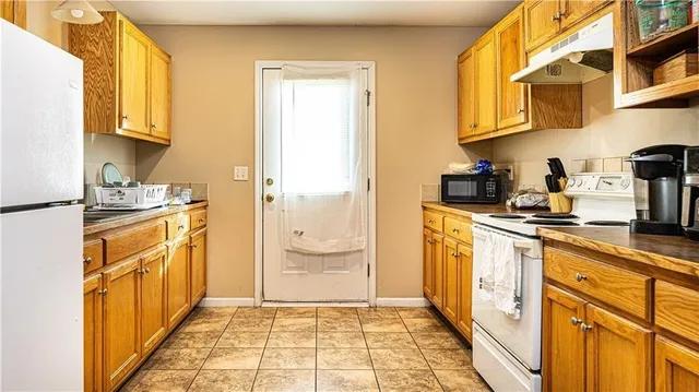 $375,000 | 312-314 A Street, Creighton, MO 64739