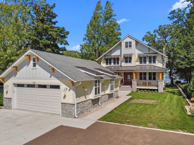 200 West Park Drive, Twin Lakes, WI 53181
