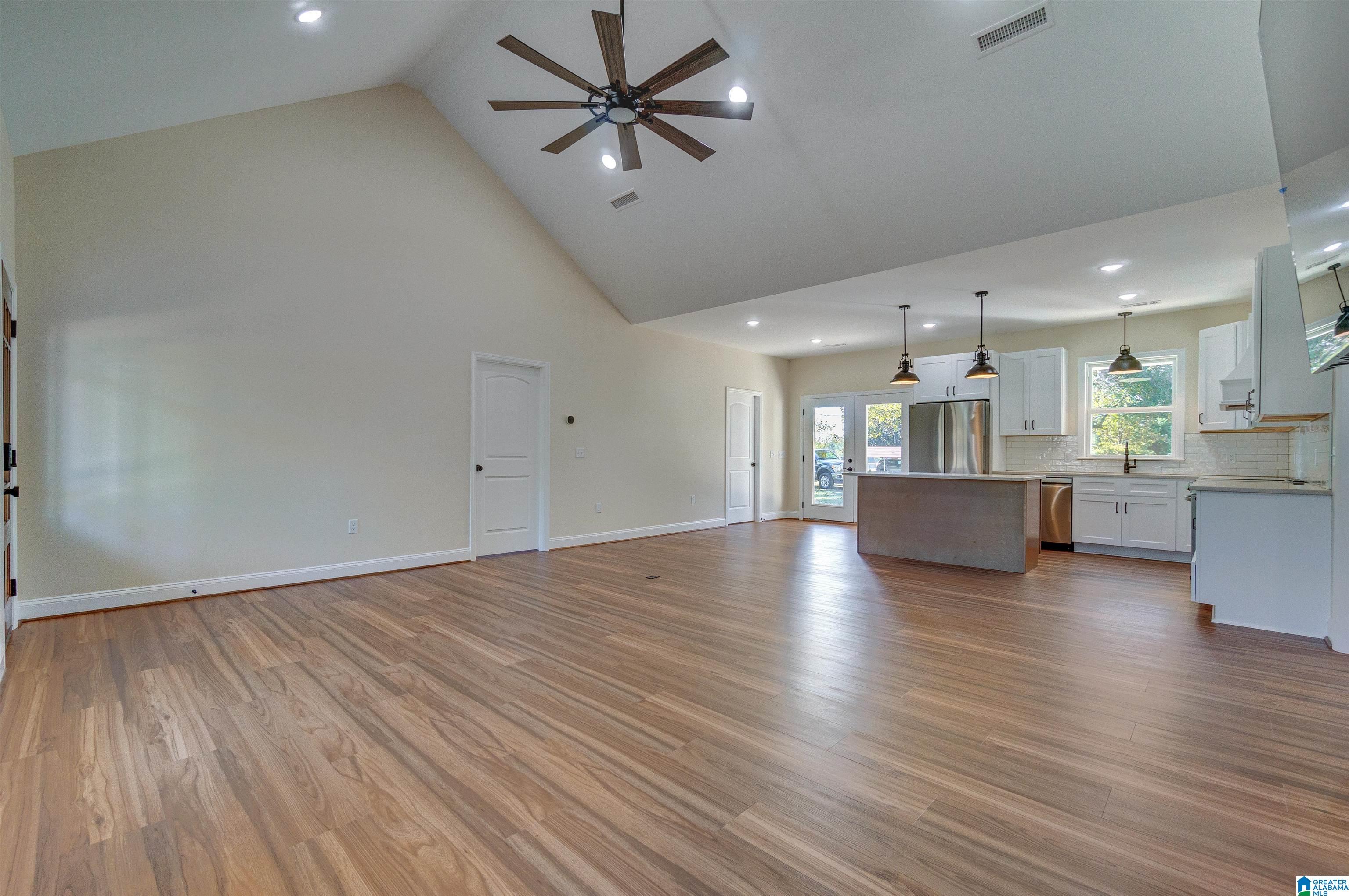 105 Barker Street Clanton, AL 35045 - Photo 13 of 61
