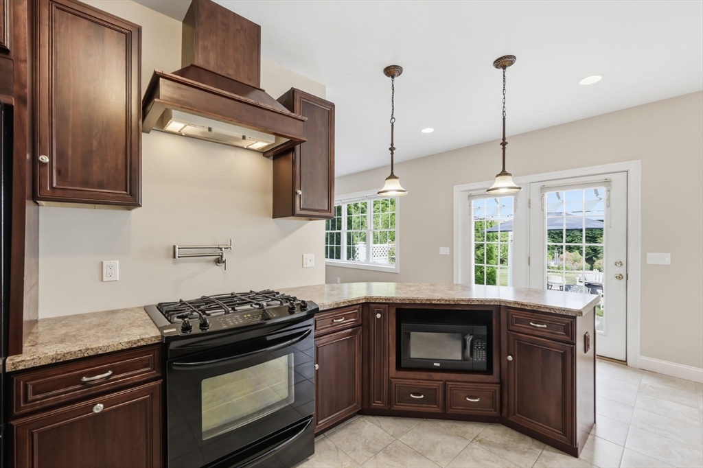 413 Batchelor Street Granby, MA 01033 - Photo 16 of 42