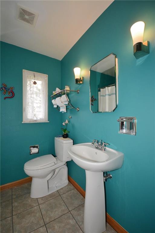 219 Howard Road Economy, PA 15143 - Photo 16 of 25 Bath