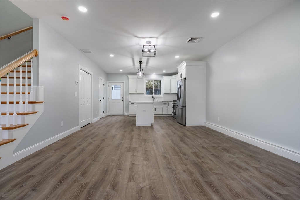 215 Earle Street, Unit 1 Fall River, MA 02723 - Photo 4 of 27