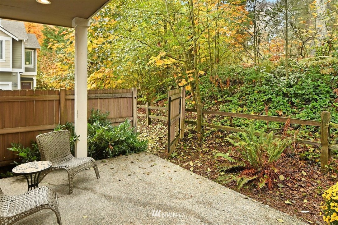 21622 11th Court Southeast Bothell, WA 98021 - Photo 9 of 19