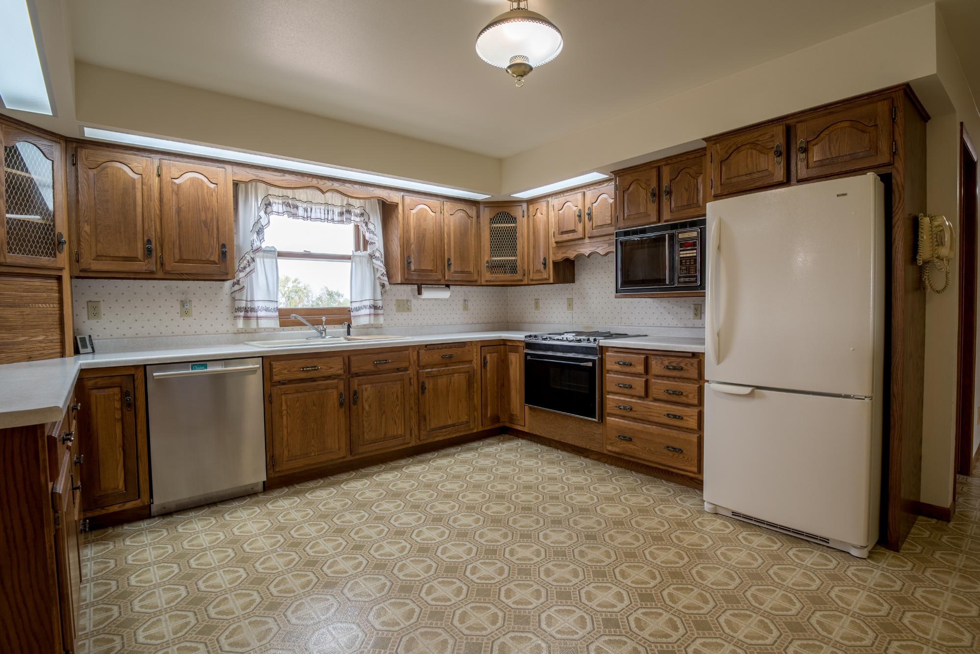 W9808 Cherry Road Antigo, WI 54409 - Photo 11 of 55 Gallery Image 11