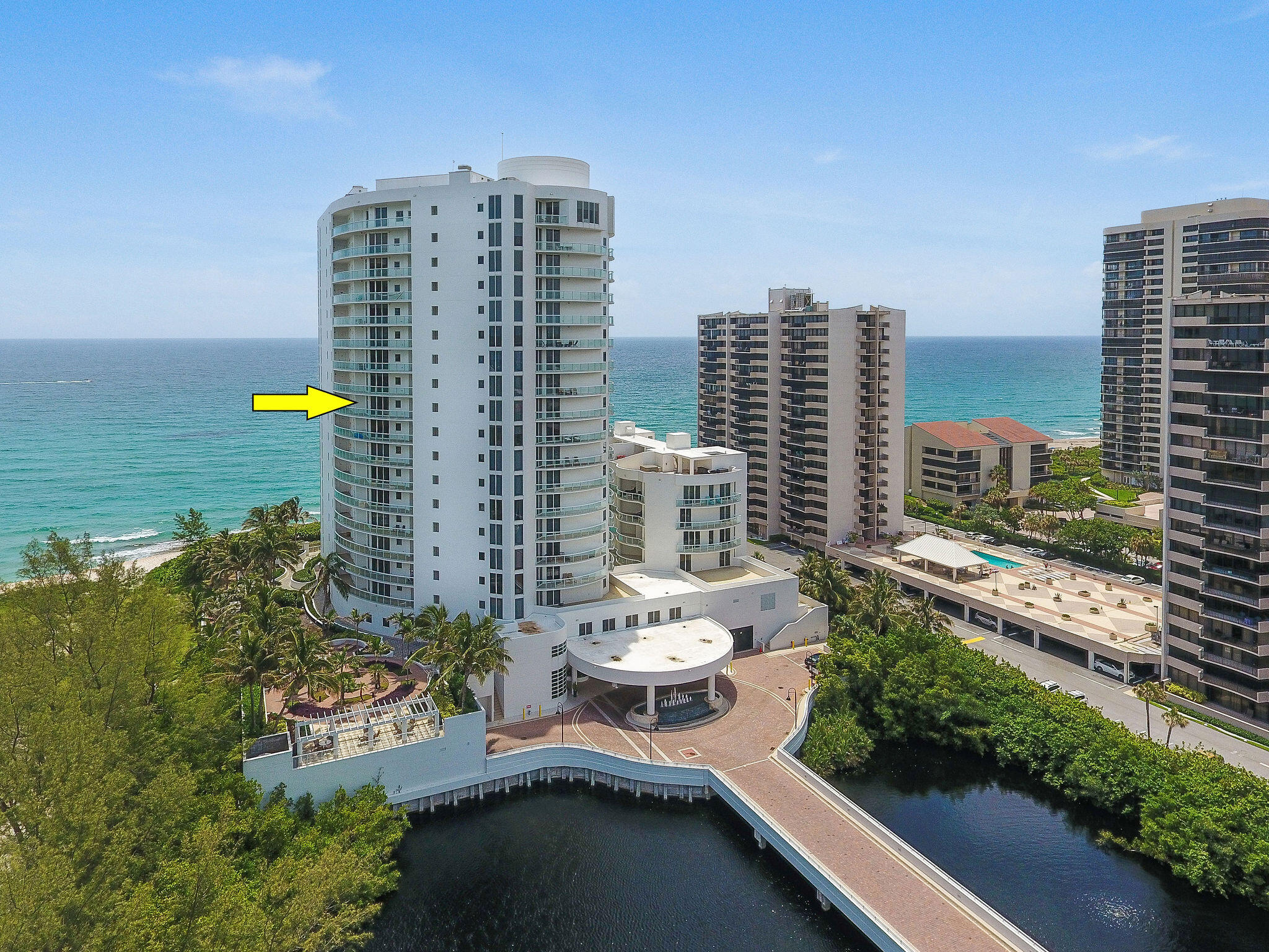 4600 North Ocean Drive, Unit 902 Singer Island, FL 33404 - Photo 3 of 79 902 Location in Building