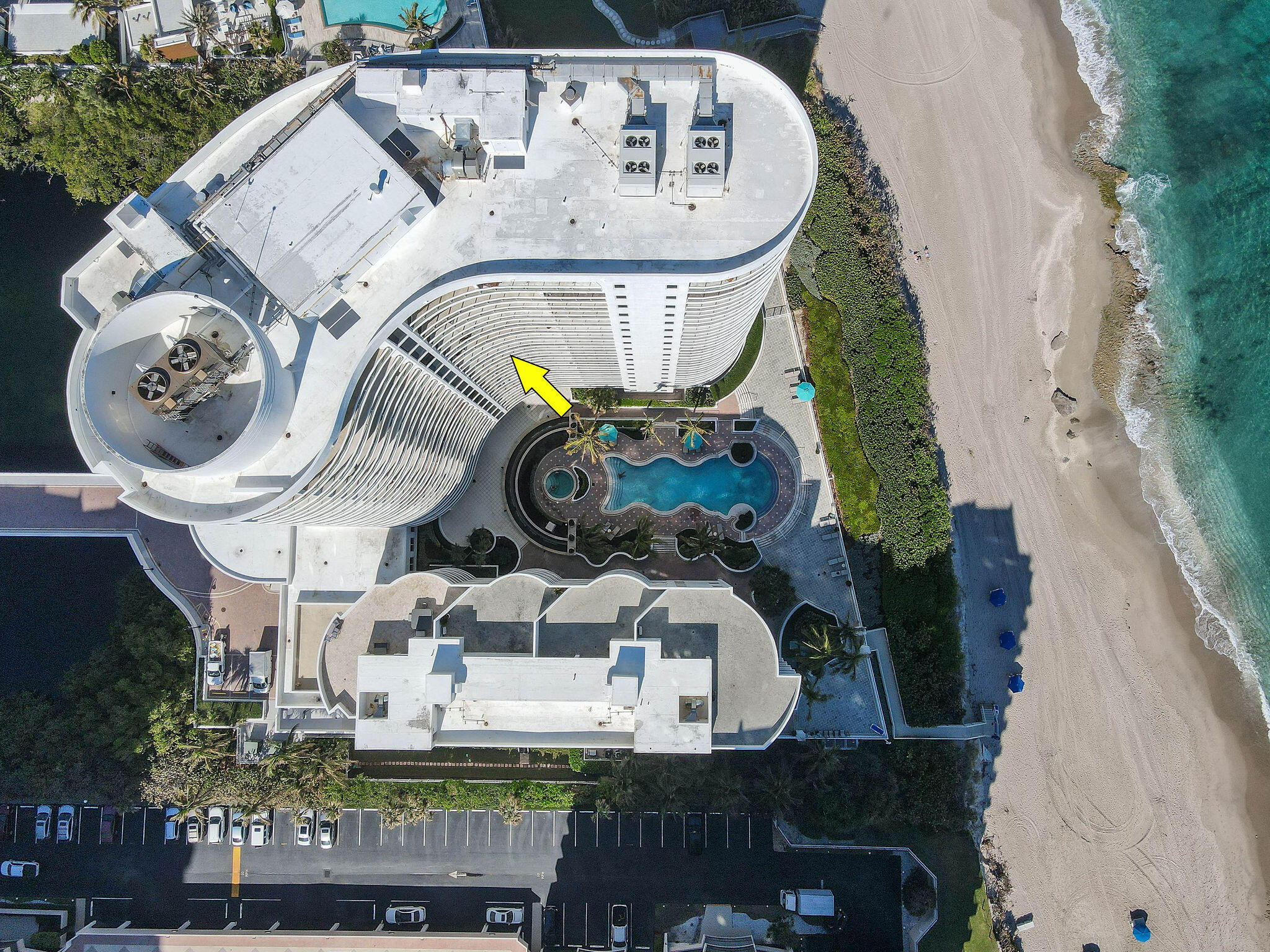 4600 North Ocean Drive, Unit 902 Singer Island, FL 33404 - Photo 5 of 79 4600NOceanDr#902Aerials(9)a