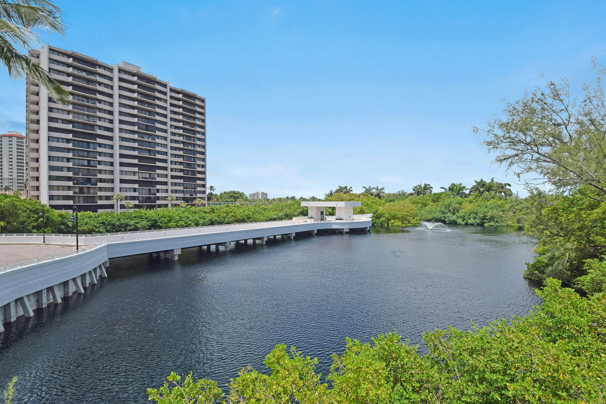 4600 North Ocean Drive, Unit 902 Singer Island, FL 33404 - Photo 59 of 79 Lake Preserve