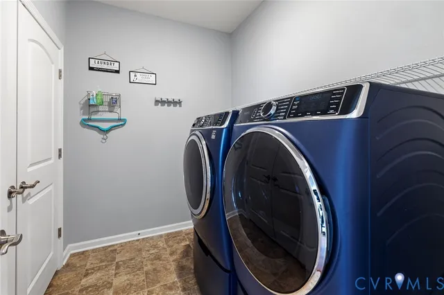 $575,000 | 10314 Farm Glen Way, Glen Allen, VA 23059