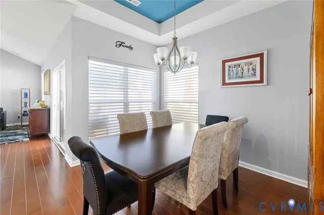 $575,000 | 10314 Farm Glen Way, Glen Allen, VA 23059