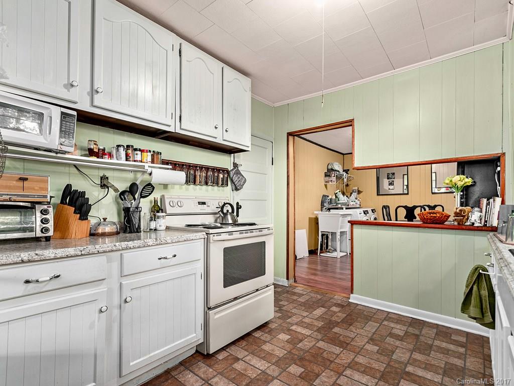 815 Case Cove Road Candler, NC 28715 - Photo 5 of 11